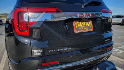 2023 GMC Acadia Denali