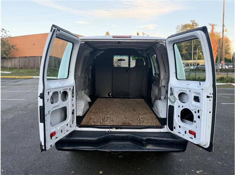 2014 Ford E-Series E-150