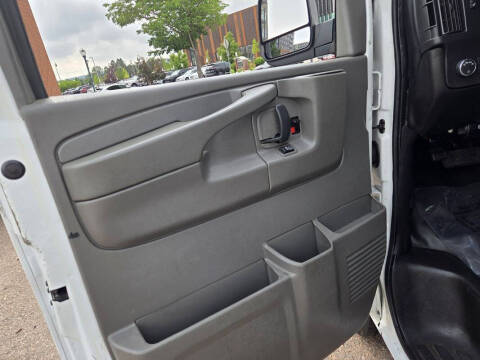 2021 Chevrolet Express 2500