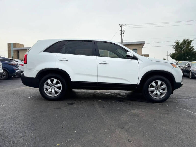 2013 Kia Sorento LX