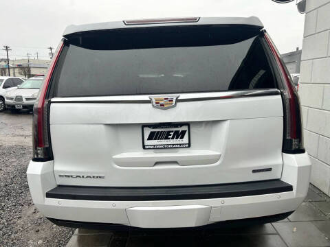 2020 Cadillac Escalade ESV Luxury