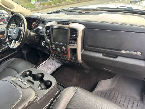 2017 RAM 3500 Laramie