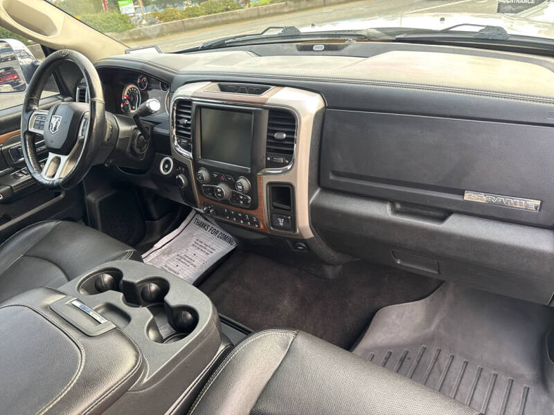 2017 RAM 3500 Laramie