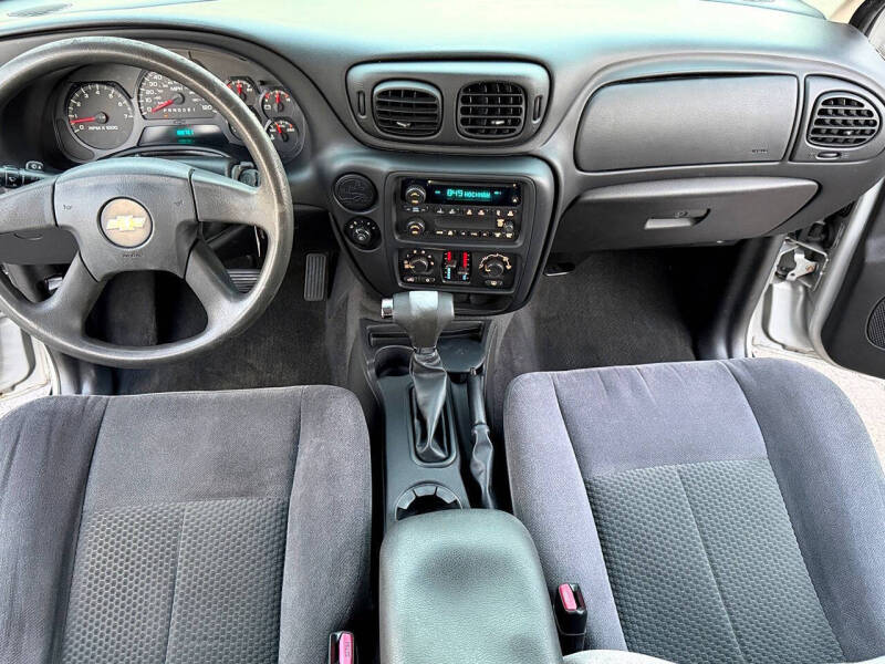 2008 Chevrolet TrailBlazer LS Fleet1