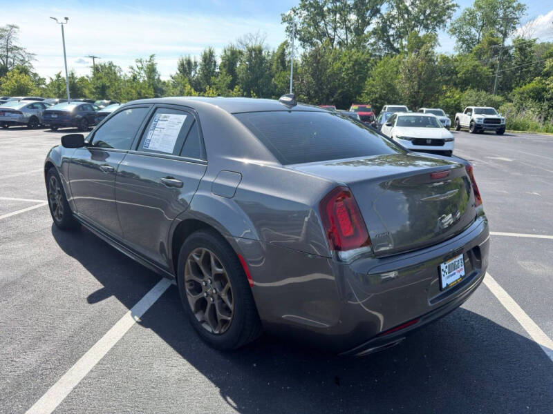 2016 Chrysler 300 S