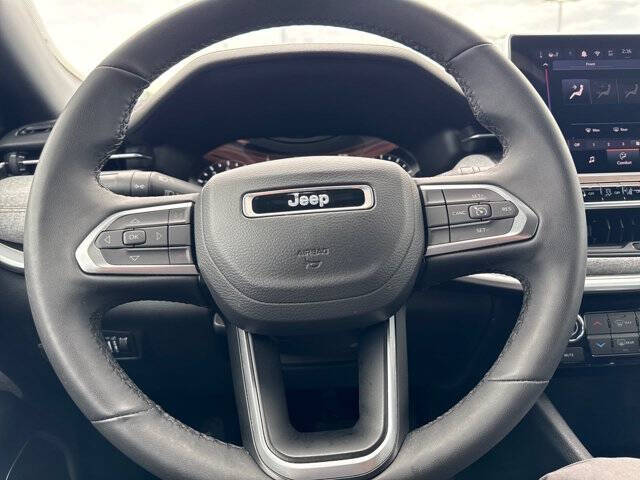 2024 Jeep Compass Latitude Lux