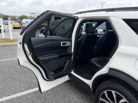 2022 Ford Explorer ST-Line