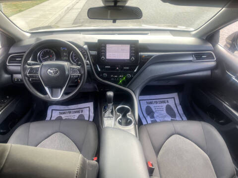 2022 Toyota Camry LE