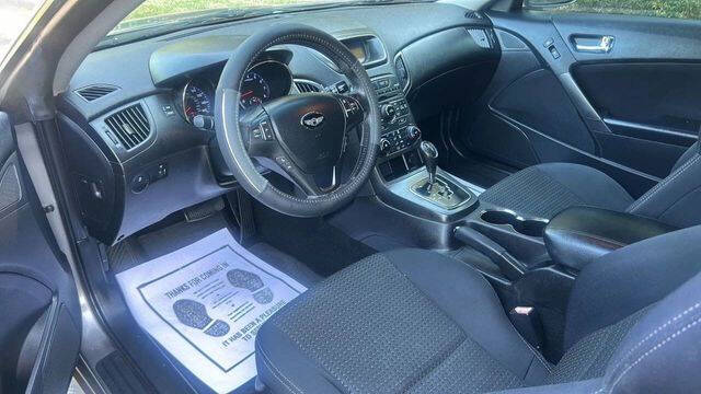 2011 Hyundai Genesis Coupe 2.0T