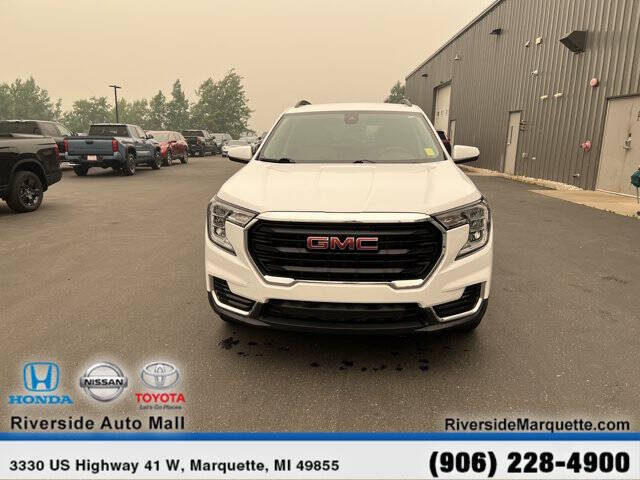 2022 GMC Terrain SLE