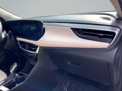 2024 Buick Encore GX Avenir