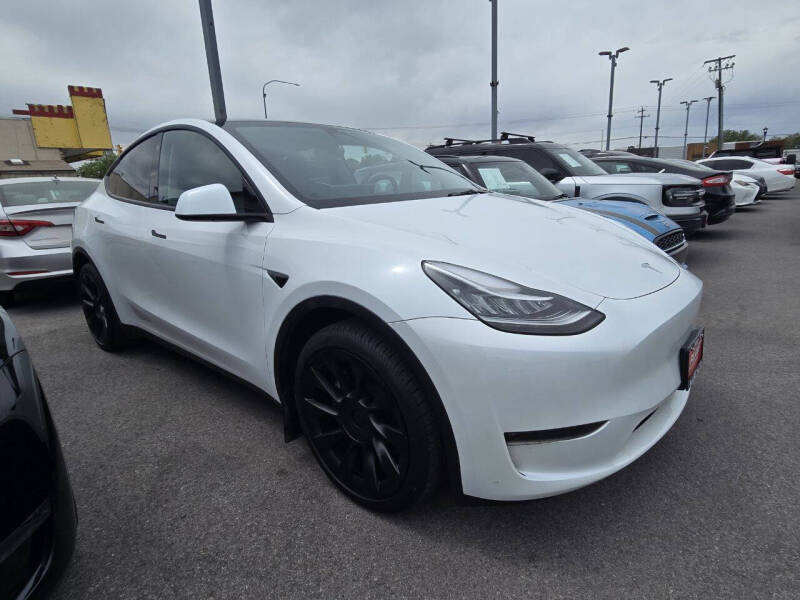2023 Tesla Model Y Long Range
