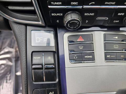 2011 Porsche Panamera