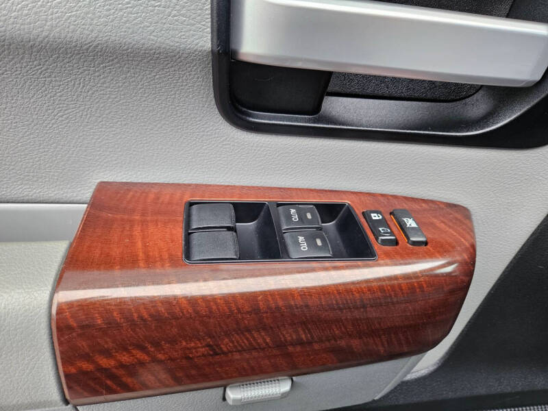 2012 Toyota Sequoia Platinum