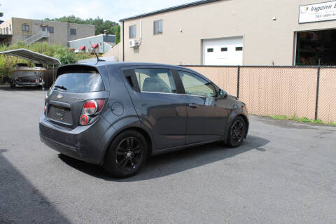 2013 Chevrolet Sonic LT Manual