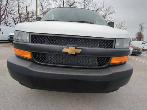 2025 Chevrolet Express 2500