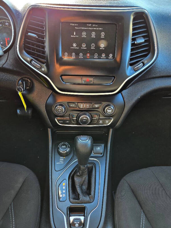 2019 Jeep Cherokee Latitude