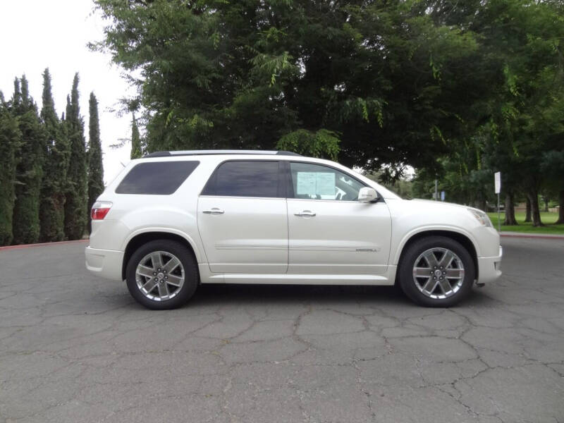 2011 GMC Acadia Denali