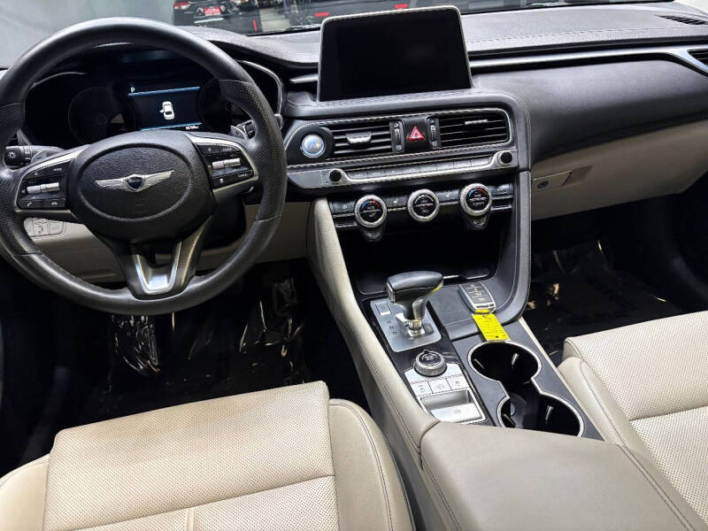 2021 Genesis G70 2.0T