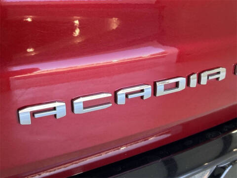 2024 GMC Acadia Denali