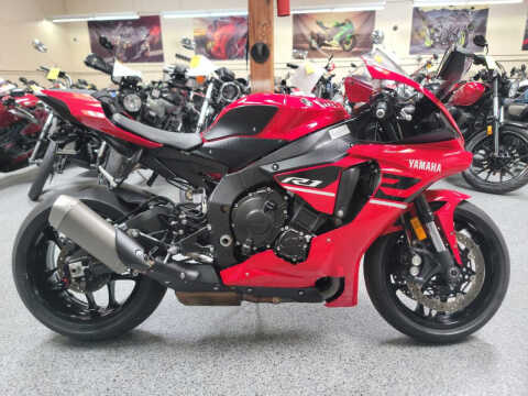 2019 Yamaha YZF-R1
