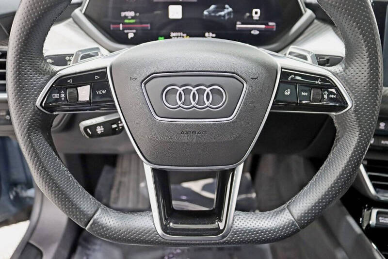 2022 Audi e-tron GT quattro Premium Plus
