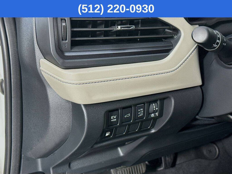 2025 Subaru Forester Premium Hybrid