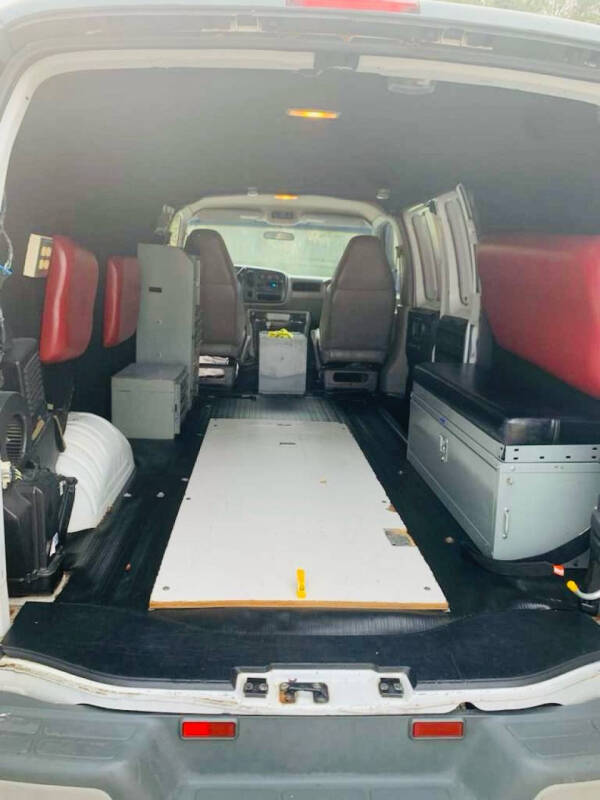2000 Chevrolet Express G2500
