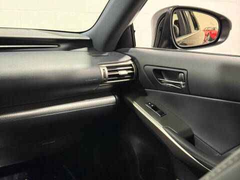 2016 Lexus IS 300