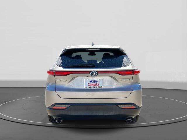 2021 Toyota Venza LE