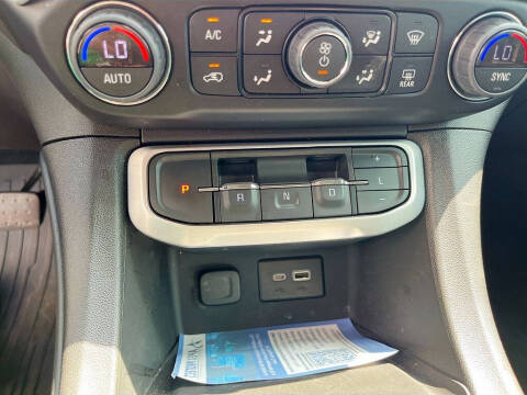 2023 GMC Acadia SLE
