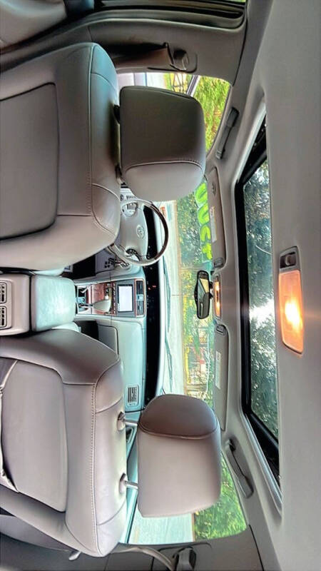 2003 Toyota Avalon XLS