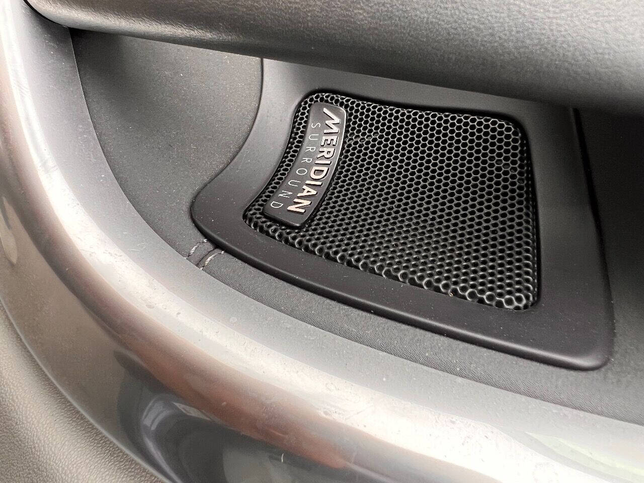 2019 LAND ROVER Discovery Sport SUV / Crossover - $19,650
