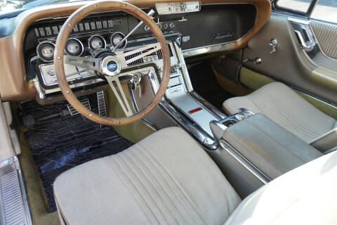 1964 Ford Thunderbird