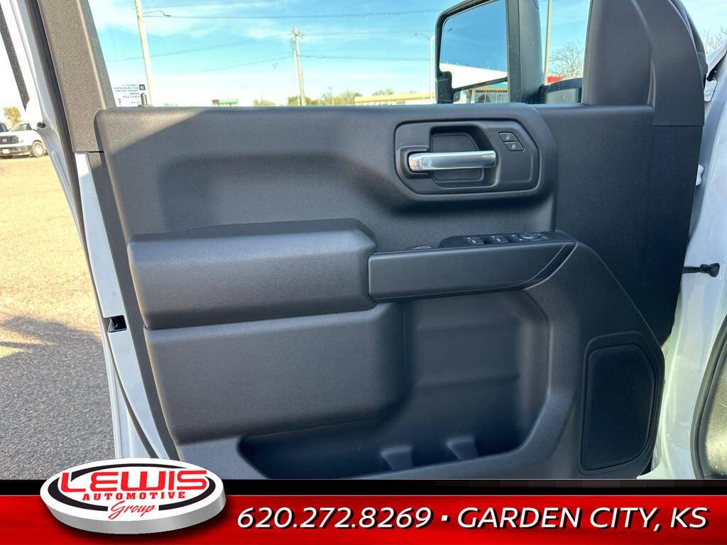 2025 Chevrolet Silverado 2500HD for sale at Lewis Chevrolet of Garden City in Garden City, KS