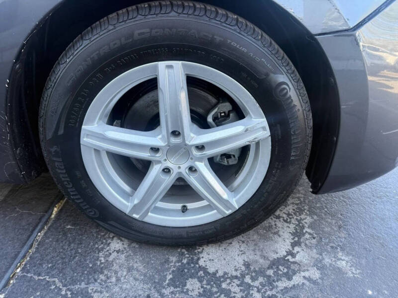 2017 Mazda MAZDA3 Sport