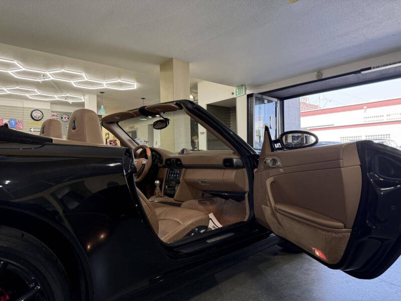 2005 Porsche 911