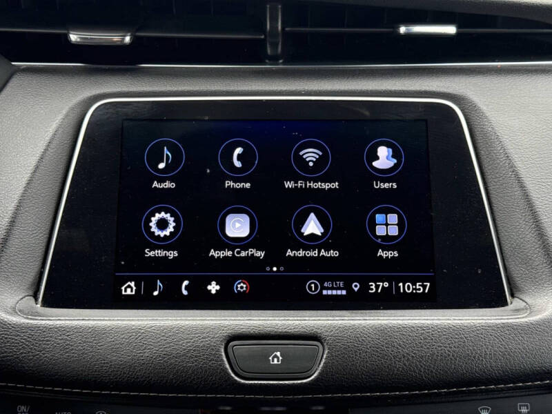 2023 Cadillac XT4 Premium Luxury