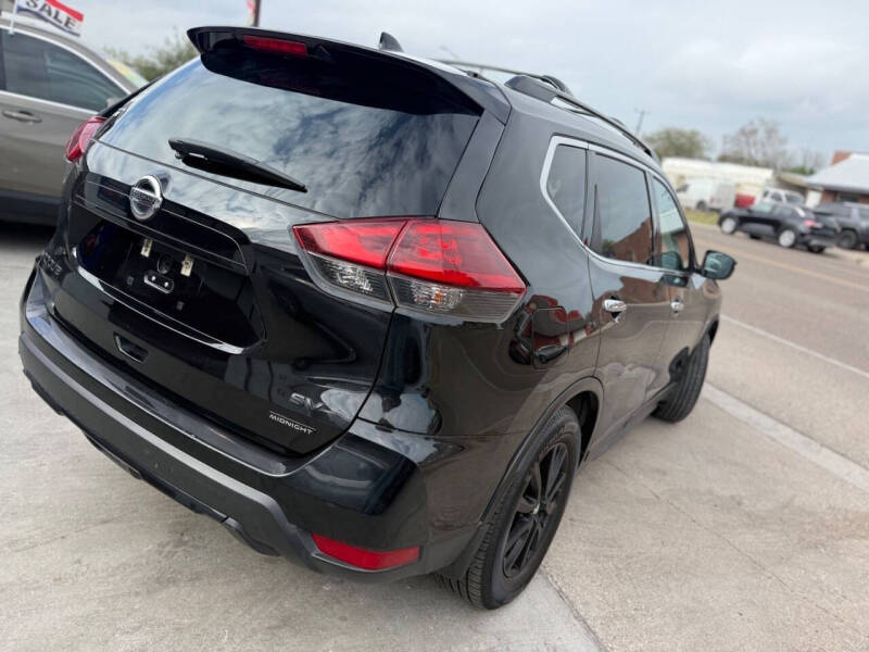 2018 Nissan Rogue SV