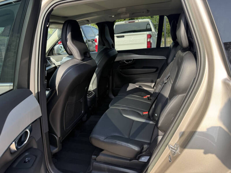 2023 Volvo XC90 B5 Core