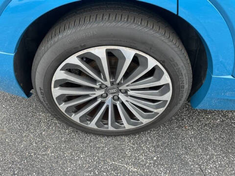 2019 Audi e-tron quattro Prestige