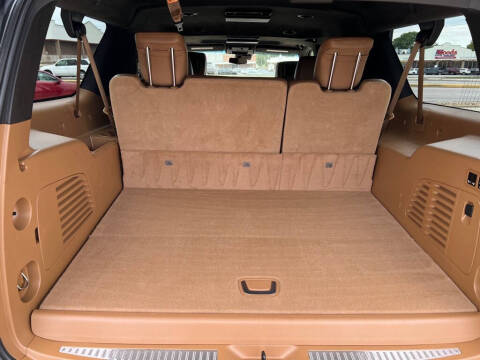 2017 Cadillac Escalade ESV Platinum