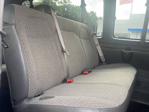 2024 Chevrolet Express LS 3500