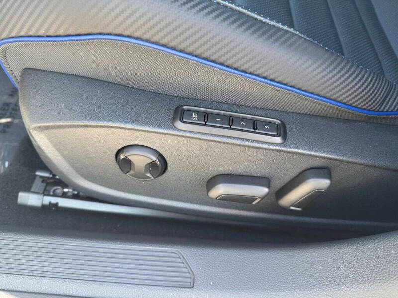 2024 Volkswagen Golf R 4Motion