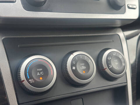 2013 Mazda MAZDA6 i Touring