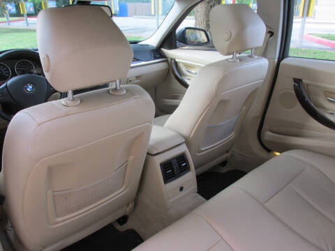 2013 BMW 3 Series 328i