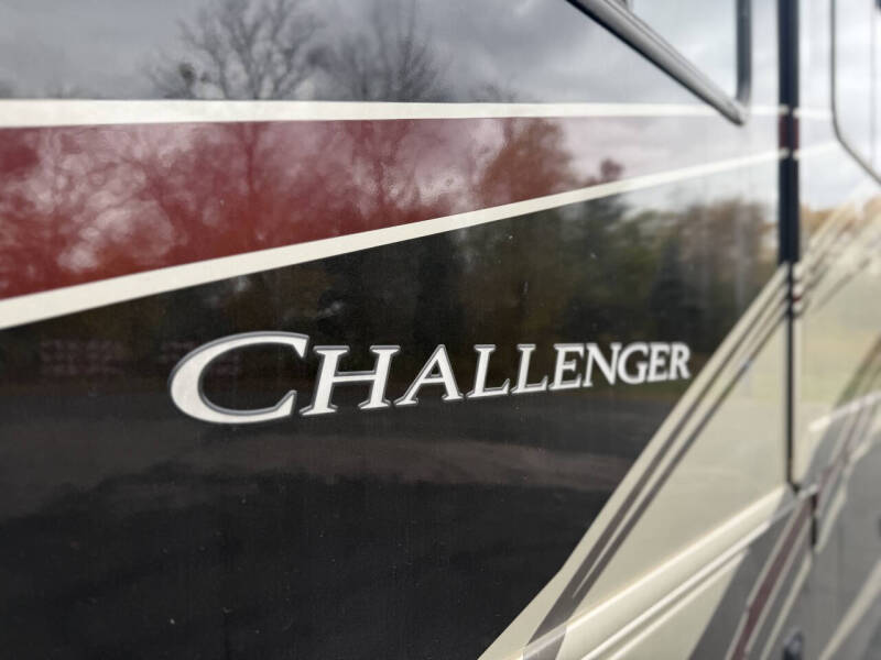 2014 Thor Motor Coach challanger