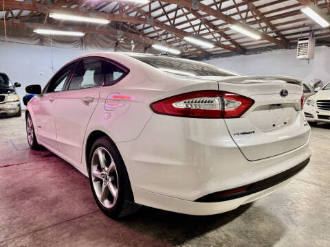 2013 Ford Fusion Hybrid SE