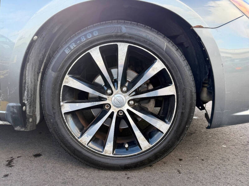 2012 Chrysler 200 Touring