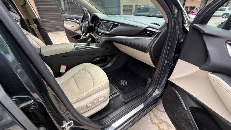 2019 Buick Enclave Essence